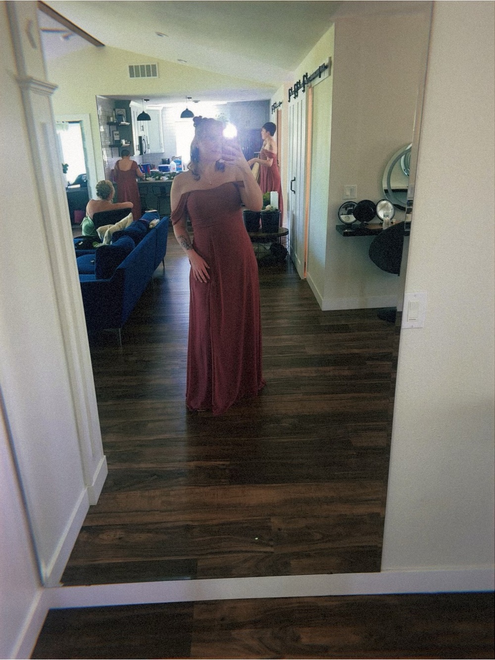 B2 Jasmine Mauve Off-Shoulder Bridesmaid Formal Gown Dress Size 14 - Picture 2 of 7
